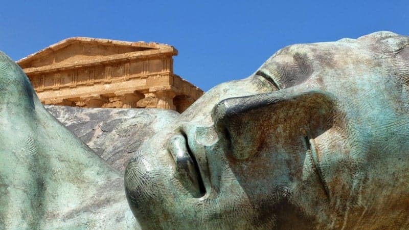 Half Day Tour to Valley of Temples and Turchi Cliffs from Agrigento