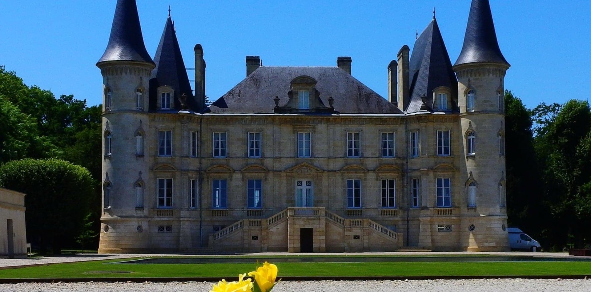 Tour to Medoc with Wine Tasting